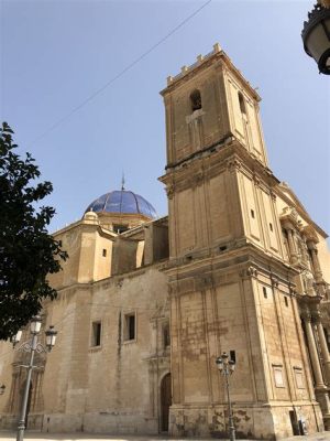 A Catedral de Elche: Uma Obra-Prima Histórica Que Te Transportará Através do Tempo!