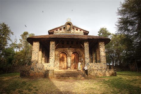  The Enchanting Debre Birhan Selassie Church: A Tapestry of Faith and Exquisite Artistry