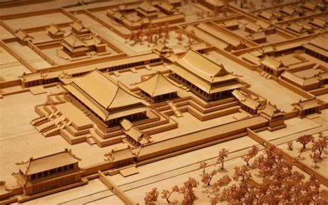 As Ruínas do Palácio do Duque de Wei: Uma Jornada pela História Imperial em Baoji!